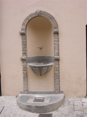 Fontana di via Vittorio Emanuele
